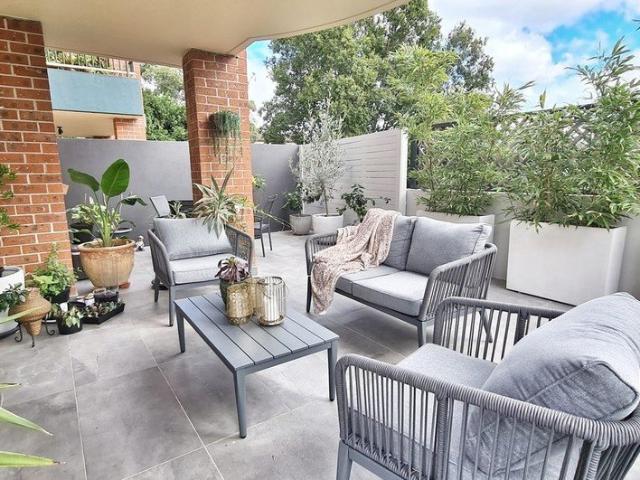 Large Secluded 3 Bed Garden Apartment In North Willoughby / Chatswood