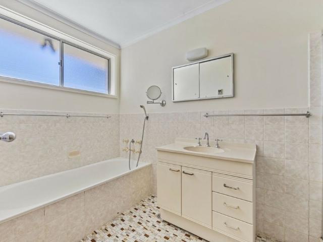 Large Single Storey Family Home