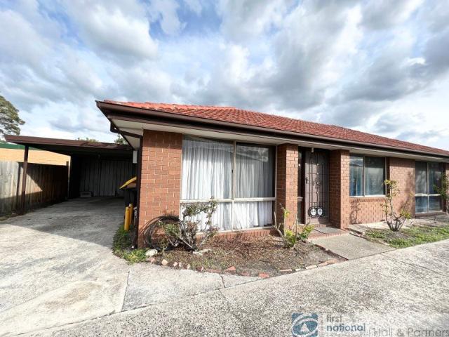 LARGE SPACIOUS UNIT IN CENTRAL LOCATION