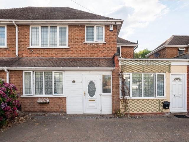 Large Studio Flat | Good Hope hospital