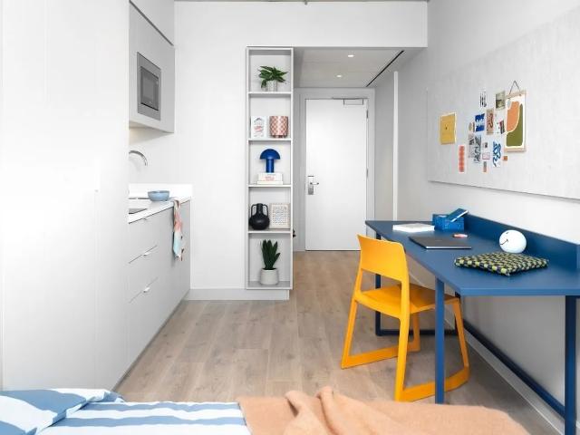 Large Studio to let at Scape Hammersmith, Talgarth Road, Hammersmith, London, W6 8DN | Accommodation for Students