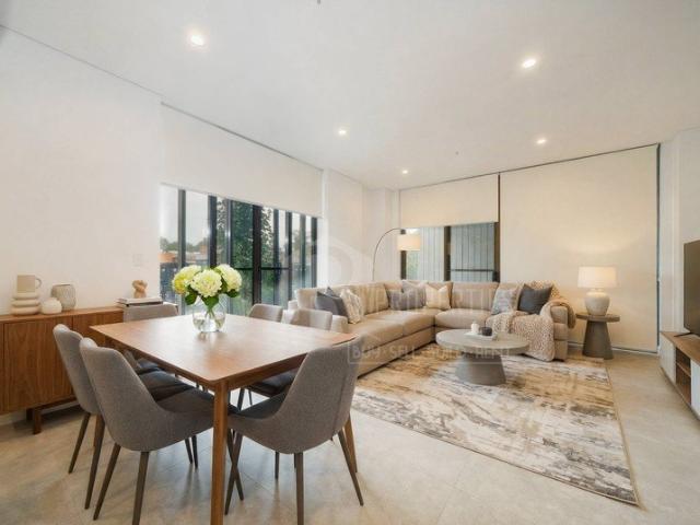 Large, Stylish & Low Maintenance 1 Bedroom unit in the Heart of St Marys
