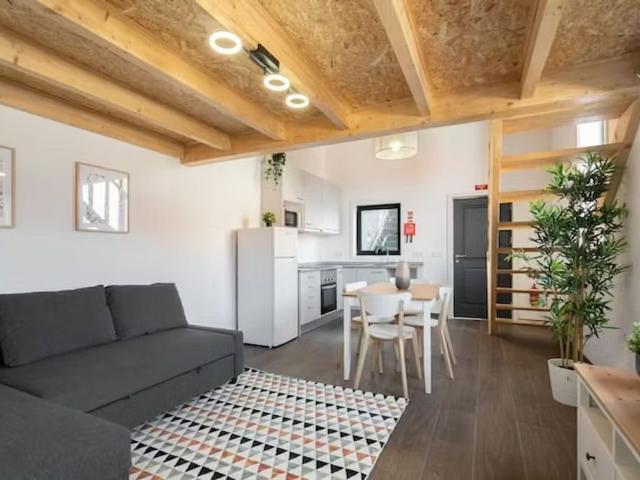 Largo Santa Marinha, Vila Nova de Gaia, Viseu 4415 332