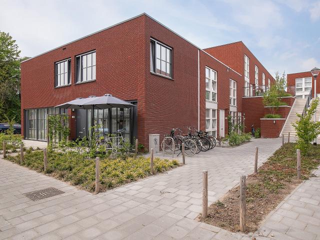 lariksplaats 119 tilburg