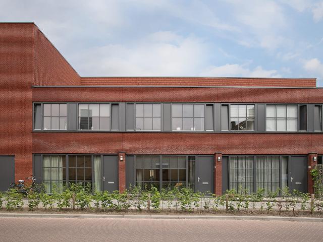 lariksplaats 127 tilburg