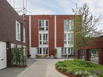 lariksplaats 35 tilburg