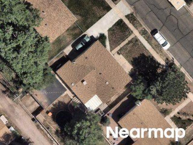 Lark Dr
