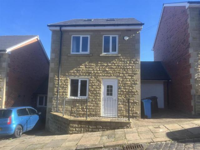 Lark Street, Sheffield 3 bed link detached house to rent £1,300 pcm £300 pw