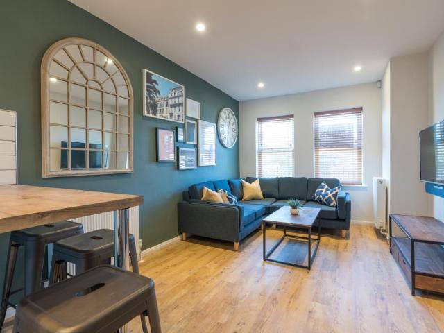 Larkdale Street, Nottingham NG7, 4 bed terraced house to rent, £775 pppm | PrimeLocation
