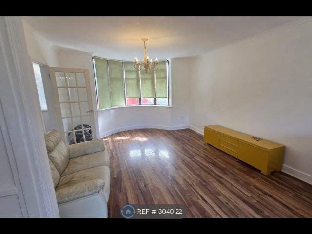 Larkshall Road, London E4, 3 bed semi detached house to rent, £2,500 pcm | PrimeLocation
