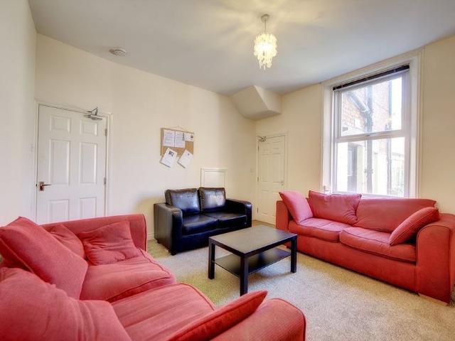 Larkspur Terrace, Jesmond, Newcastle upon Tyne NE2 2DT