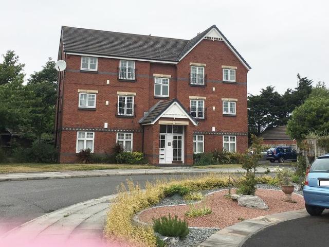 Larkspur Close, Southport PR8, 2 bed flat to rent, £750 pcm | PrimeLocation