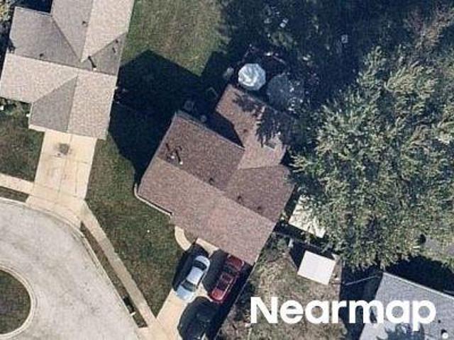 Larkspur Ct