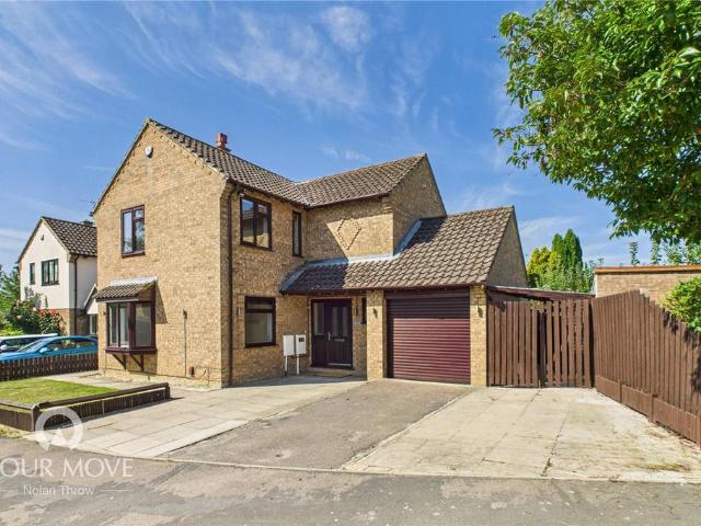 Larkwood Close, Northamptonshire NN16 4 bed detached house to rent £1,795 pcm £414 pw