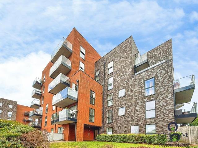 Larner Road, Erith DA8 1 bed flat to rent £1,400 pcm £323 pw