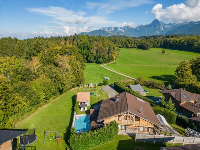 Larringes Chalet traditionnel Piscine Terrain de 1 571. m² Larringes