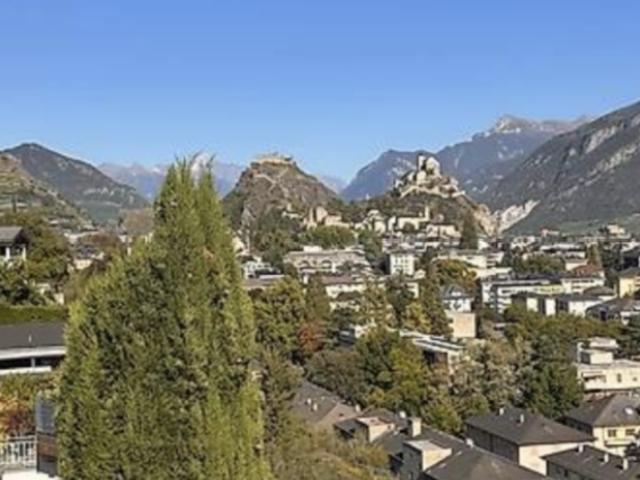 LAST MINUTE ! Superbe attique 4,5 p en duplex à Gravelone, Quartier résidentiel de Sion