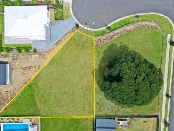 LAST BLOCK in this Premium Cul de sac in Milton
