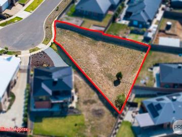 Last Chance to Secure Land in This Sought After Street