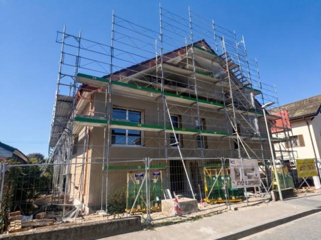 LAST LOT Penthouse mit 3,5 Zimmern, 2 großen Terrassen und überdachter Parkplätzen