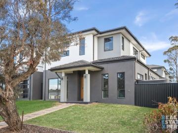 LAST REMAINING 4 BEDROOM TOWNHOUSE DON'T MISS OUT!