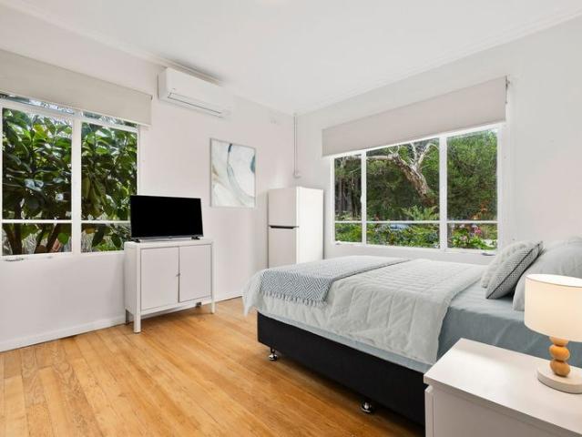 Last Room Available $280/wk Bills Included, Fast Internet, Flexible Options