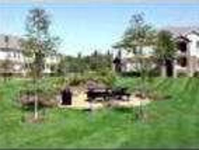 Last 3 Bedroom Apartment in The Property and Has Off