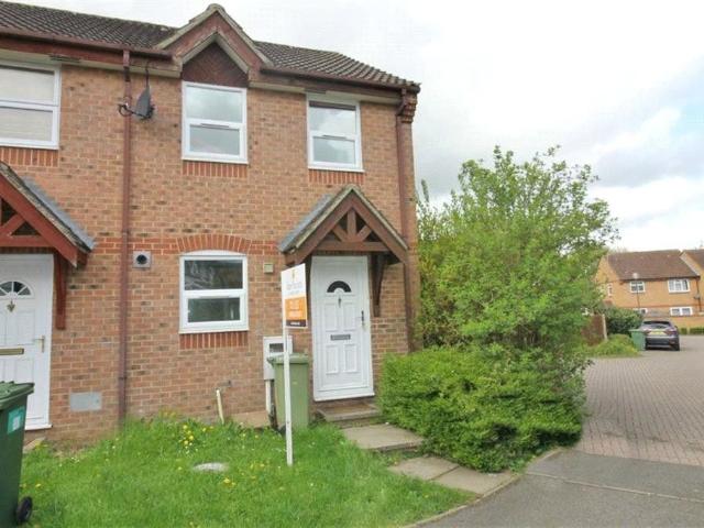 Lastingham Grove, Emerson Valley, Milton Keynes MK4, 2 bed terraced house to rent, £1,250 pcm | PrimeLocation