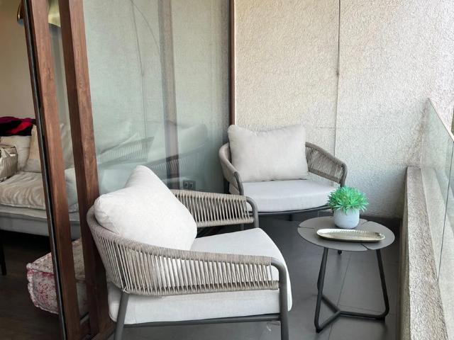 Las condes, 50m2 total, terraza, est y bo, 1d, 1b
