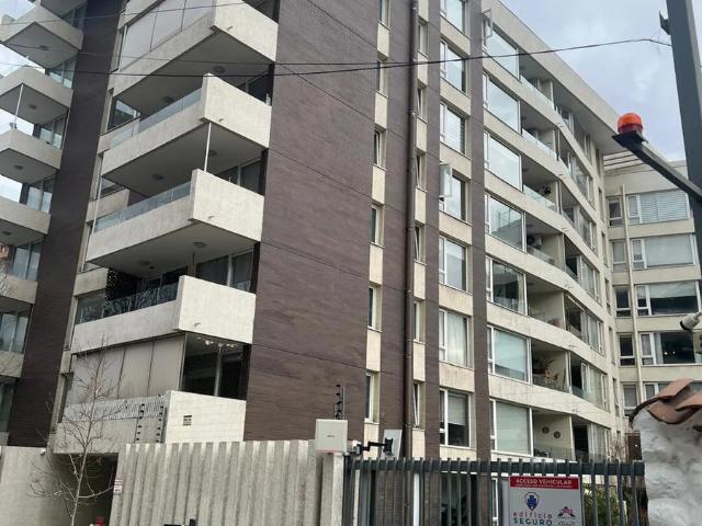 Las clarisas las condes excelente ubicacion proximo metro