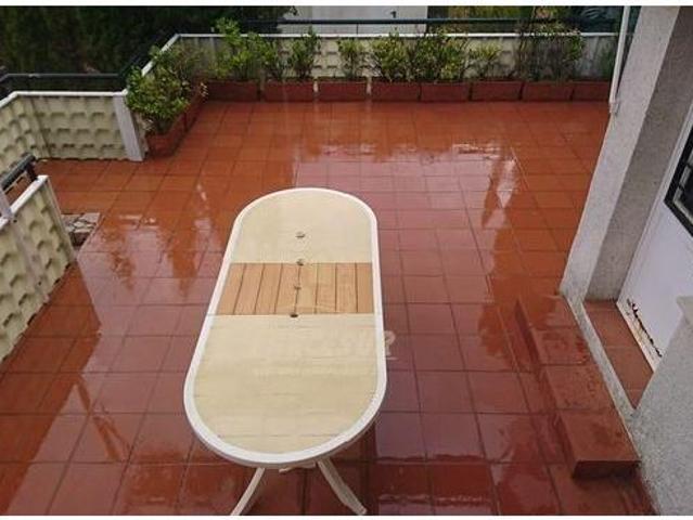LAS JARAS JUNTO AL LAGO PRECIOSO CHALET con Apartamento aparte y PISCINA