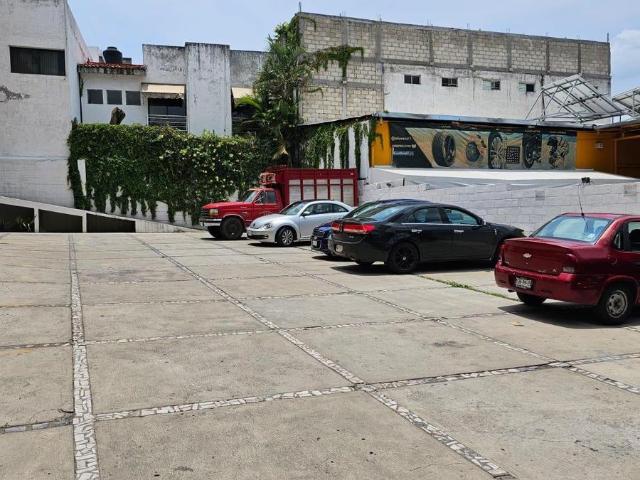 Las Palmas Local Comercial CLAVE LR800