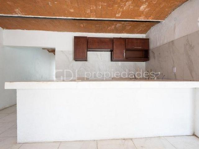 LAS PINTITAS CASA MUY AMPLIA EN VENTA