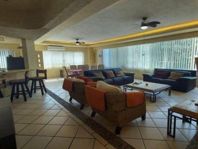 LASM23 HERMOSA CASA EN CLUB DEPORTIVO PARA VIVIR