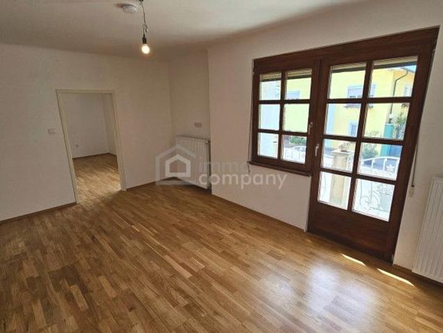 Lässiges Mehrfamilienhaus, saniert 2023, mit 179m² Wohnfläche in Gallbrunn zu vermieten!