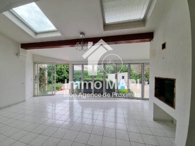 Lattes centre — Prestige & volumes: villa T6 d'exception de 204 m2 avec piscine
