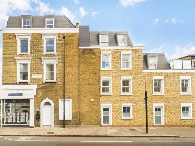Latchmere Road, Battersea Park SW11, 2 bed flat to rent, £2,600 pcm | PrimeLocation