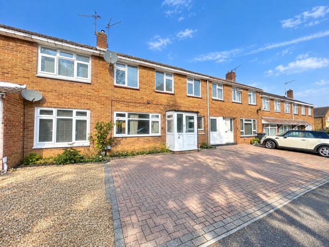 Latchetts Shaw, Basildon SS16, 3 bed terraced house to rent, £1,800 pcm | PrimeLocation