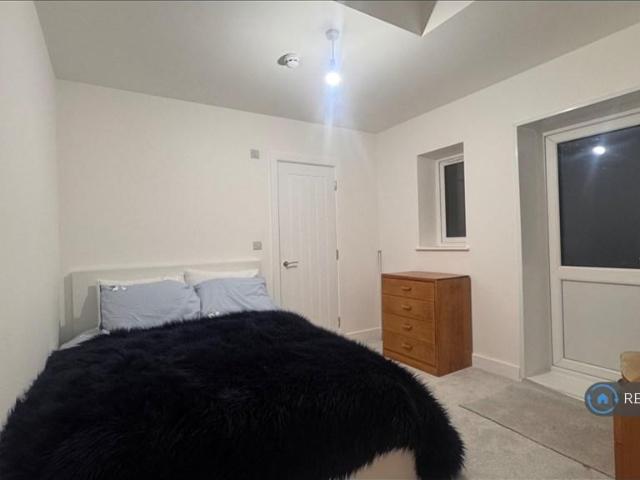 Latham Road, Bexleyheath, DA6 1 bed in a house share to rent £1,000 pcm £231 pw