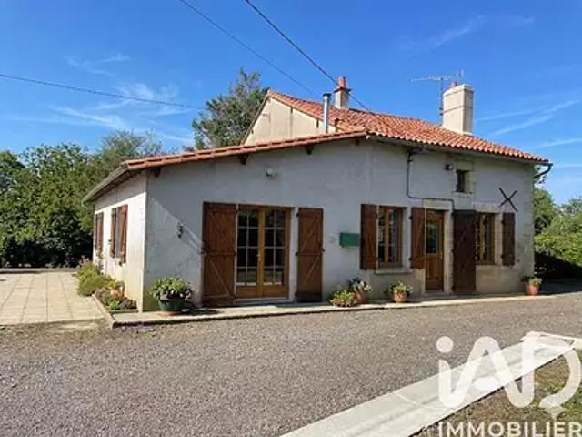 Lathus Saint Rémy 86390 Achat / Vente maison 6 pièces t6 terrasse