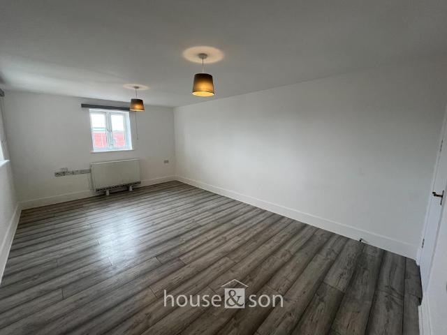 Latimer Court, 2 Latimer Road 2 bed apartment to rent £1,100 pcm £254 pw