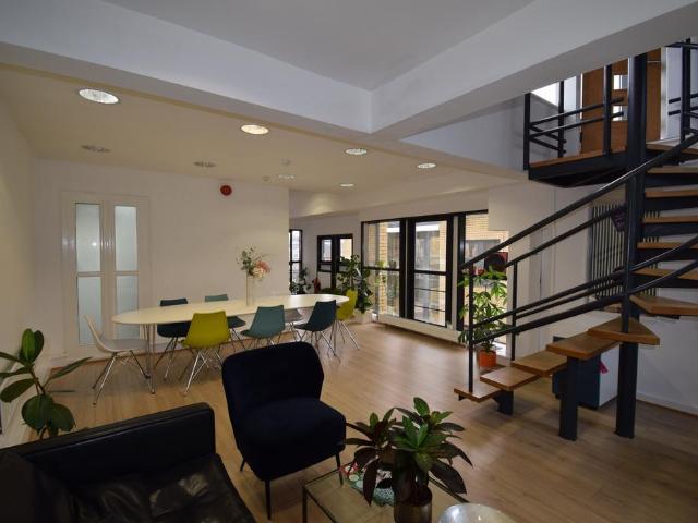 Latimer Road 3 bed property to rent £4,000 pcm £923 pw