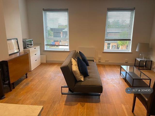 Latimer Road, London, W10 1 bed flat to rent £1,950 pcm £450 pw