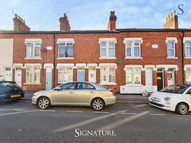 Latimer Street, Leicester LE3, 2 bed terraced house to rent, £995 pcm | PrimeLocation