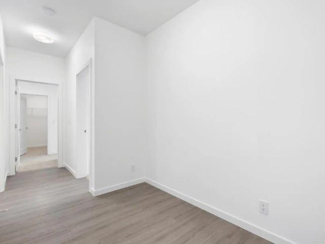 LATIMER Village Rentals — 606