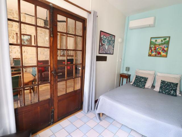 Latin quarter apartment, Paris Amsterdam Apartments for Rent