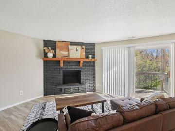 Latitude 72 2 Bedroom Apartment for Rent at 6024 N Jefferson St, Kansas City, MO 64118