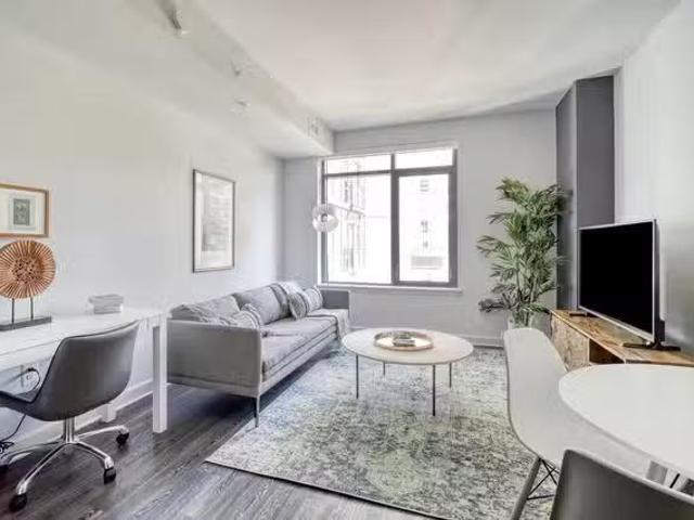 Latitude, 3601 Fairfax Dr, Ballston 1 Bedroom 1 Bath