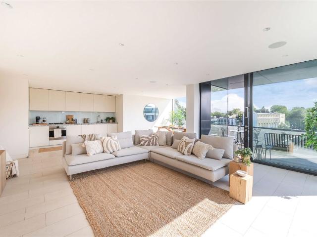 Latitude House, Oval Road, London NW1, 3 bed flat to rent, £7,345 pcm | PrimeLocation