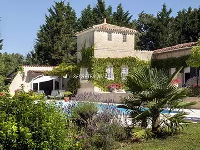 Latresne 33360 Achat / Vente maison 8 pièces t8 piscine terrasse